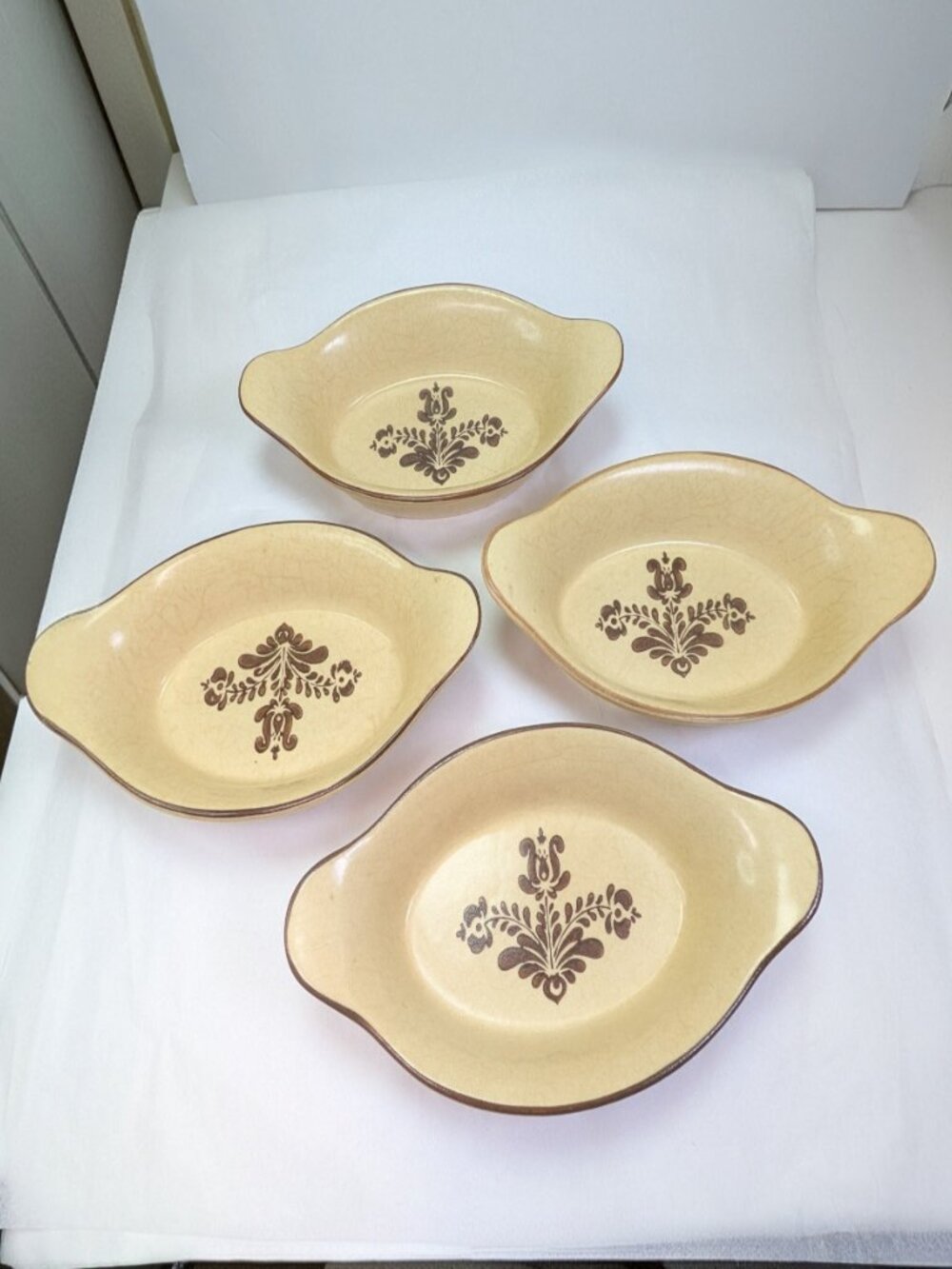 Pfaltzgraff Village Individual (4) Oval Bakers - Nesting Casseroles No Ring